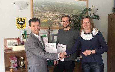 Nauka języka angielskiego w szkole podstawowej w Malczycach prowadzona przez wolontariuszy