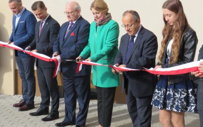 Szkoła Podstawowa im. Skarbów Dolnego Śląska. Odbyły się uroczystości nadania imienia malczyckiej szkole.