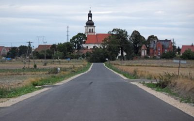 Remont drogi gminnej między Chomiążą a Rzeczycą zakończony!