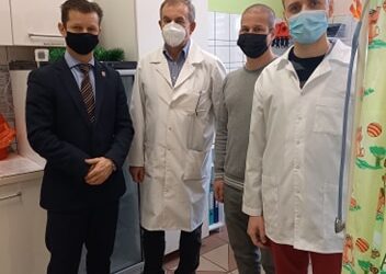 Uruchamiamy Punkt Szczepień przeciwko COVID-19 w SPZOZ w Malczycach – wójt gminy Malczyce spotkał się z pracownikami SPZOZ