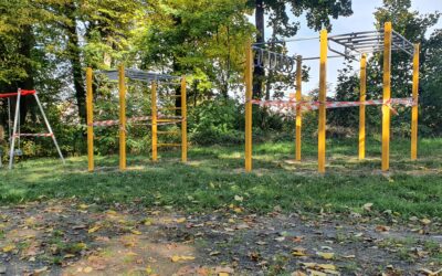 Nowe urządzenia na placach zabaw
